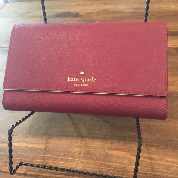 kate spade Handbags - NWT KATE SPADE TRAVEL PASSPORT WALLET BURGUNDY